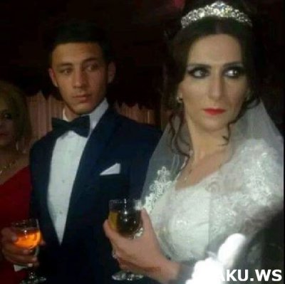 Молодой человек, женившийся на 32-летней учительнице: "Я нервный, у меня травма головы"