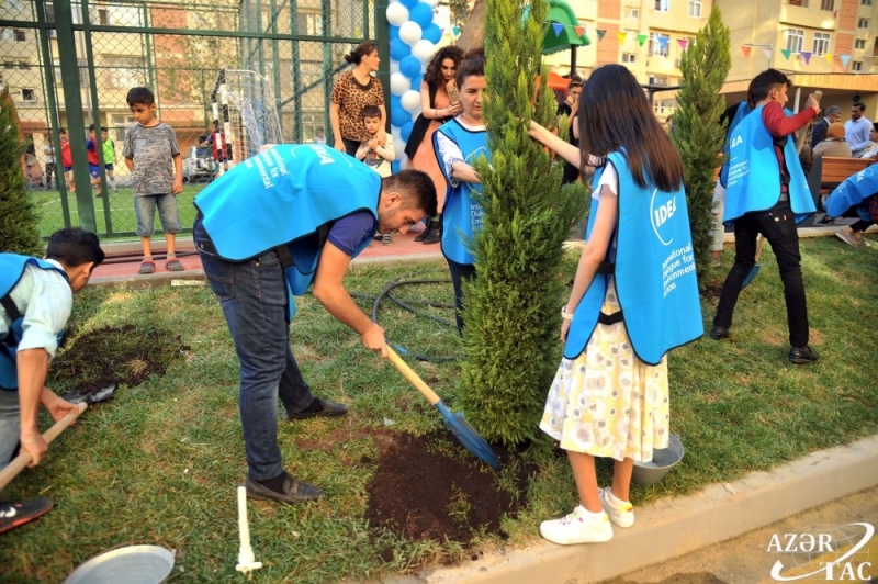 По инициативе Лейлы Алиевой благоустроен еще один двор - ФОТО 