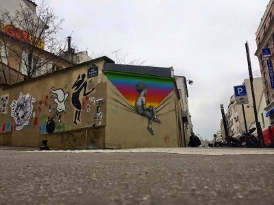 Радужные детские галактики в стрит-арте Seth Globepainter