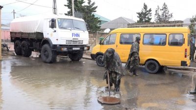 В Баку из затопленных домов эвакуированы более 70 человек – ФОТО