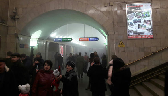 Взрыв в петербургском метро: Первые кадры – ФОТО + ВИДЕО