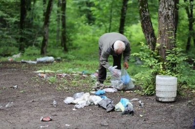 Загрязняющие озеро Амбил будут оштрафованы на 8 500 манатов – ФОТО